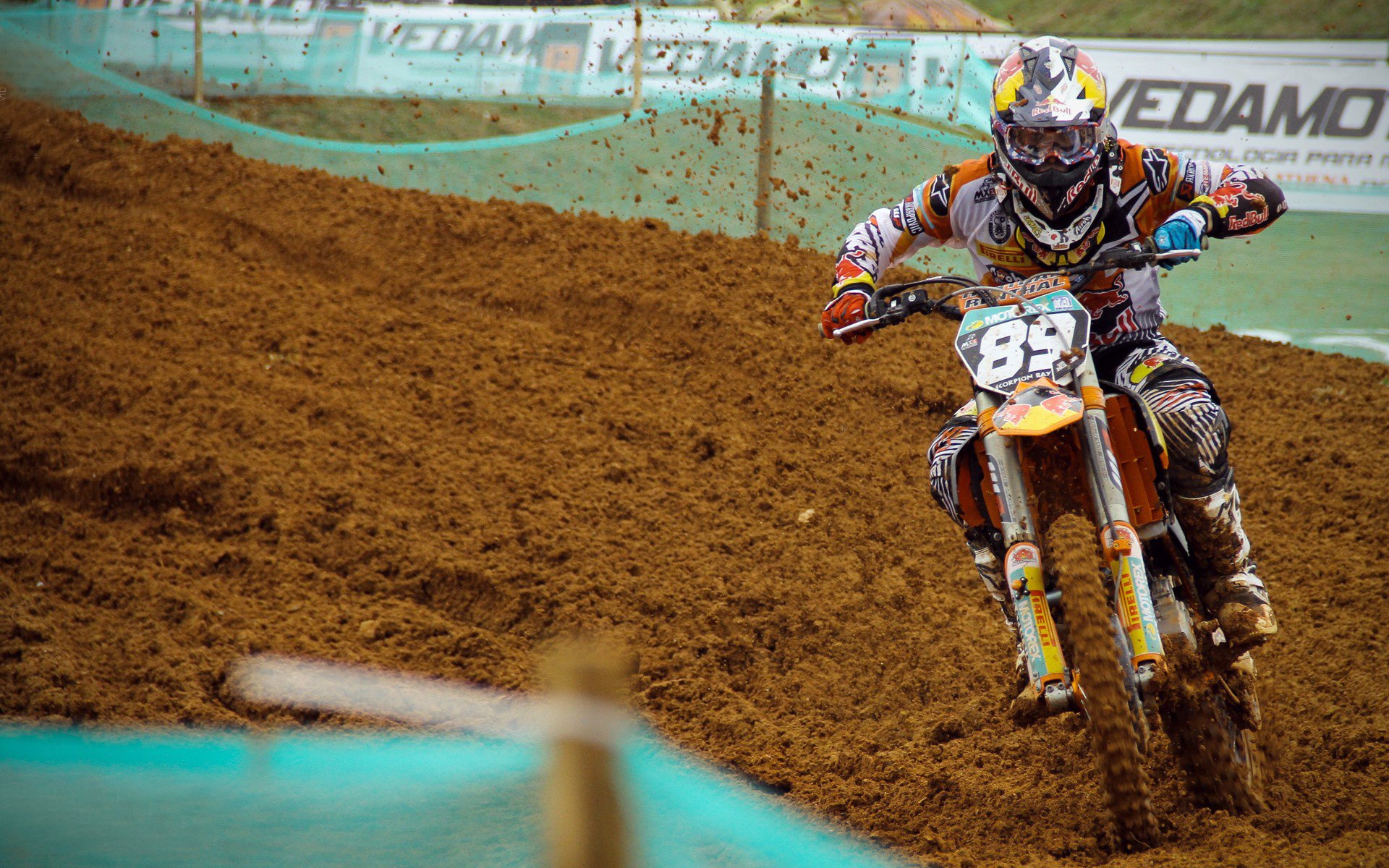 世界杯逆境战：不畏强敌，逆势而上，感动全场，足球世界杯最大逆转