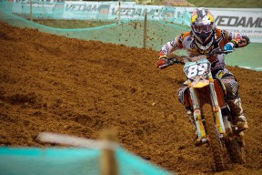 “马科斯·梅特罗：阿根廷美洲狮队的全能防守者，未来成就更加辉煌”